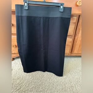 NWOT INC CURVY PONTE PENCIL SKIRT